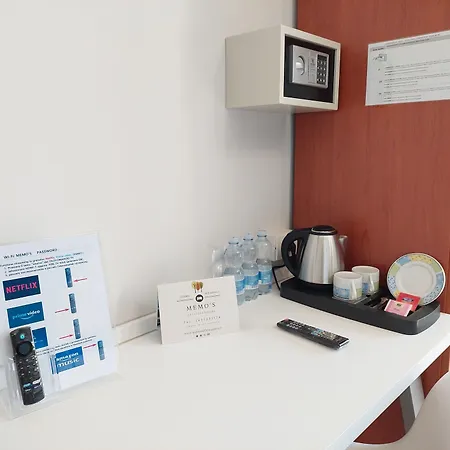 Memo's Pensión 4*